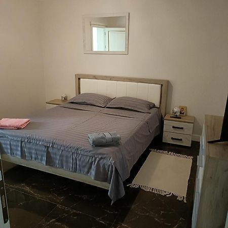 Residence Manu Targu Neamt Ngoại thất bức ảnh