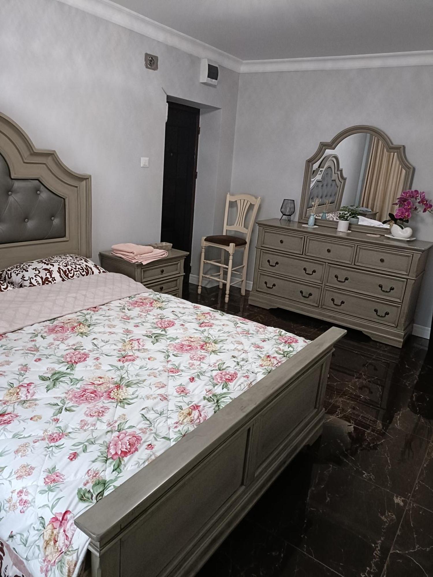 Residence Manu Targu Neamt Ngoại thất bức ảnh