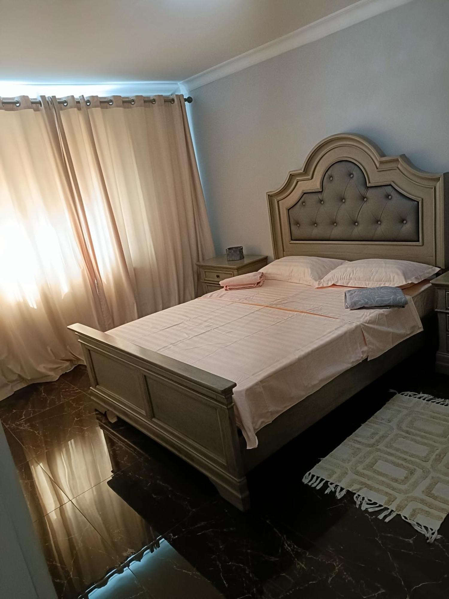 Residence Manu Targu Neamt Ngoại thất bức ảnh