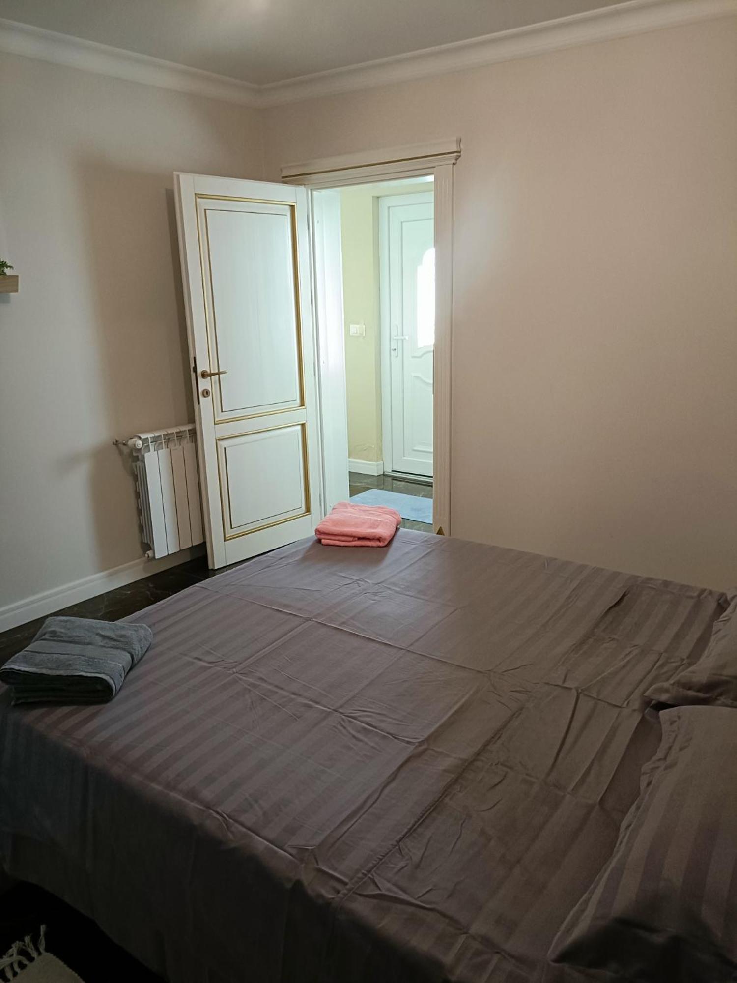 Residence Manu Targu Neamt Ngoại thất bức ảnh